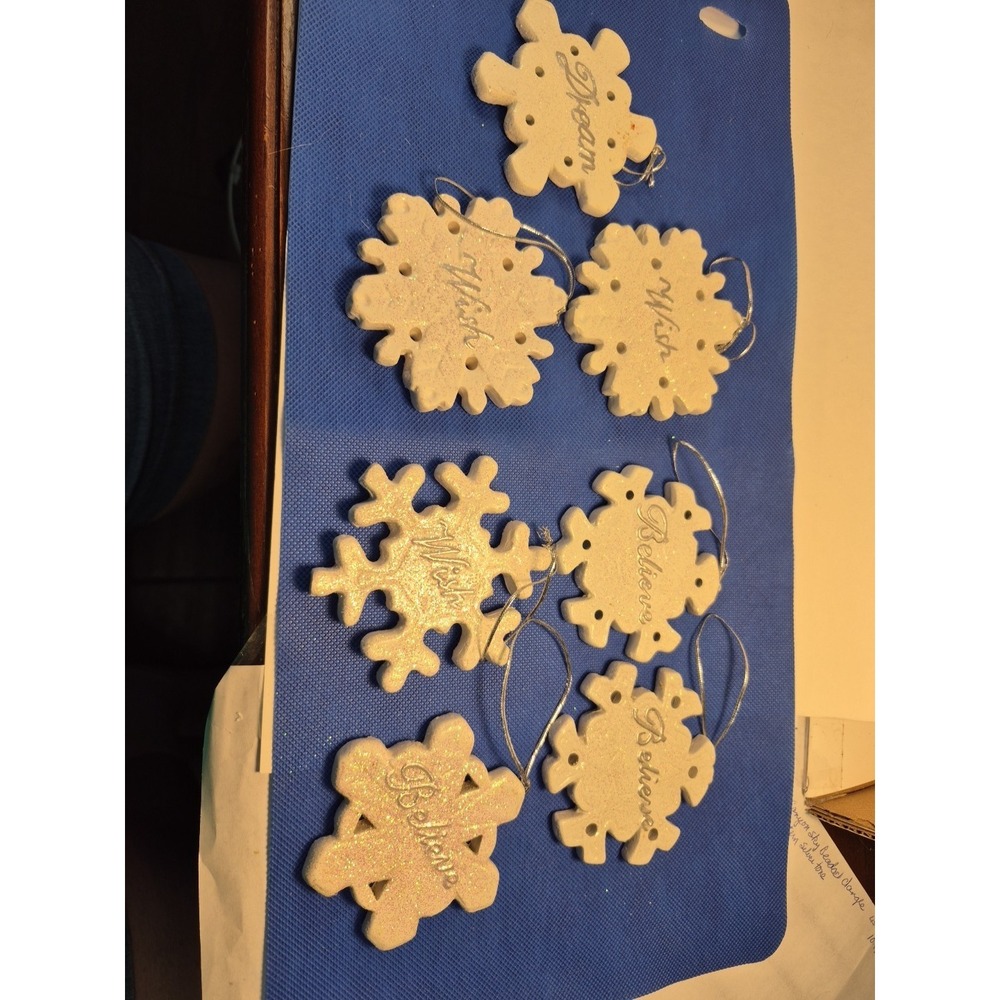 7 Ceramic Christmas Ornaments Unbranded Snowflake Wish Believe Dream White Slvr.